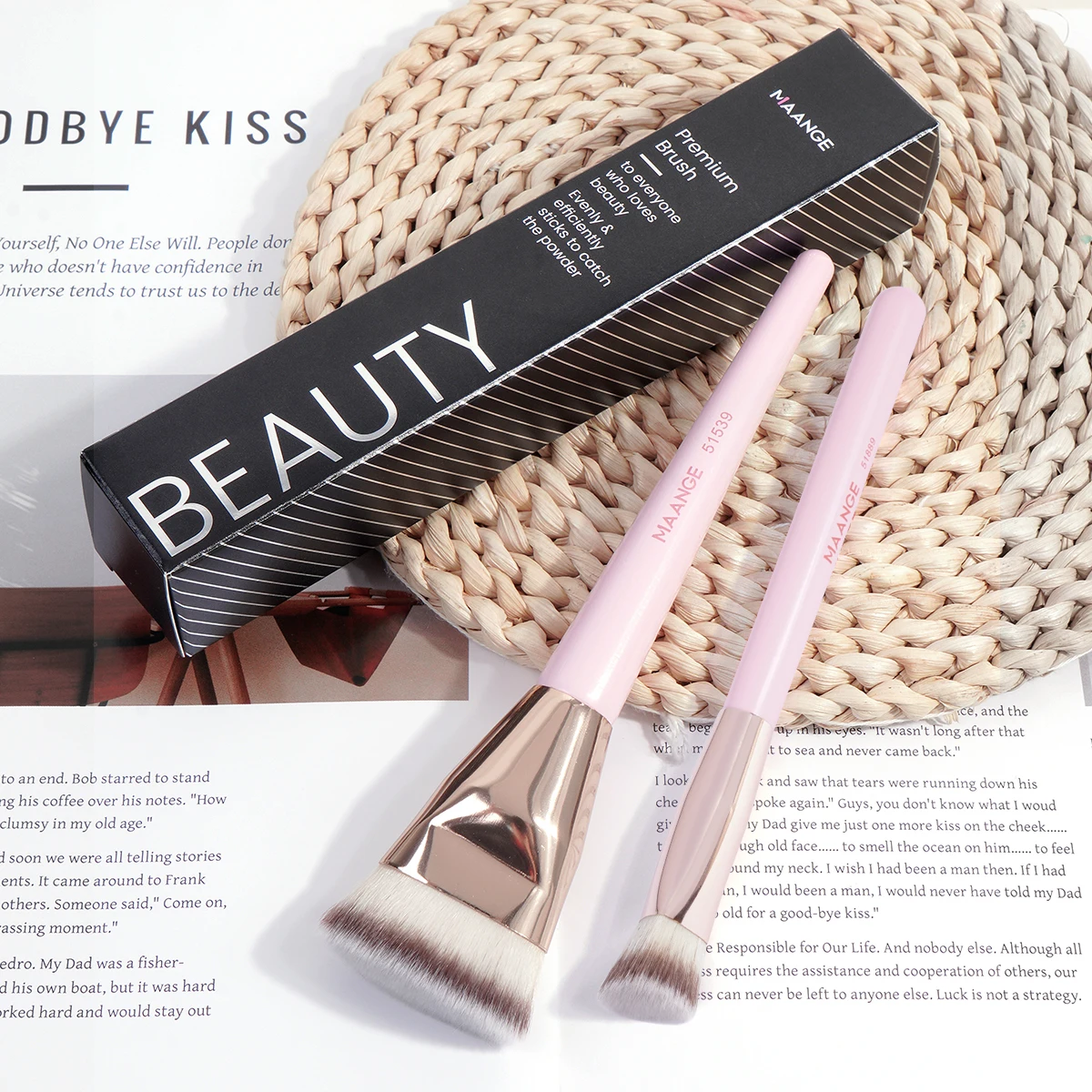 MAANGE 2PCS Flawless Makeup Brush Flat/Angle Foundation Contour Brush Under Eyes Makeup Brush for Liquid Cream Beauty Tools