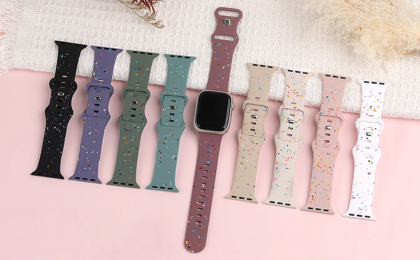 Sport Silicone Loop for Apple watch band 40mm 45mm 44mm 41mm 38mm 49mm Soft bracelet iwatch Series 9 8 7 6 5 3 SE Ultra 2 strap