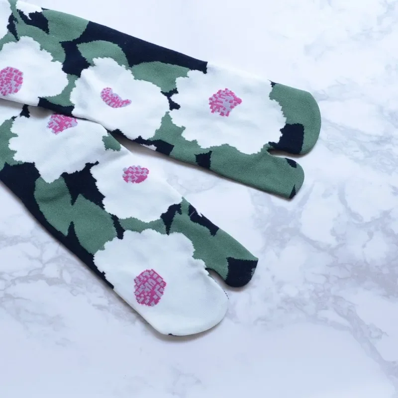 Colorful Cartoon Combed Cotton Women's Two Toe Socks Grapes Waves Carp Japanese Harajuku Funny Cute Sandals Tabi Socks Sokken