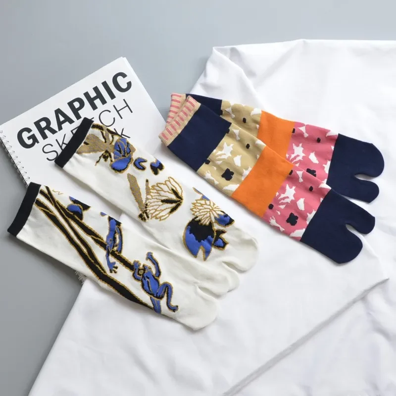 Colorful Cartoon Combed Cotton Women's Two Toe Socks Grapes Waves Carp Japanese Harajuku Funny Cute Sandals Tabi Socks Sokken