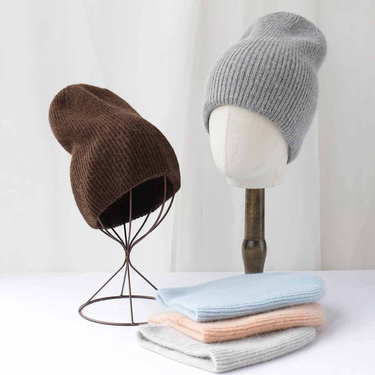 2024 color warm Thick and warm ski hat Rabbit hair knitted pullover cap Wool hats Men's hat Knitted Women Winter Hat Wholesale