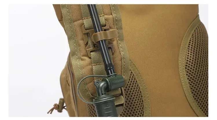 Hydration backpacks for men and women, hydration packs for hiking, trekking, cycling, running and mountaineering