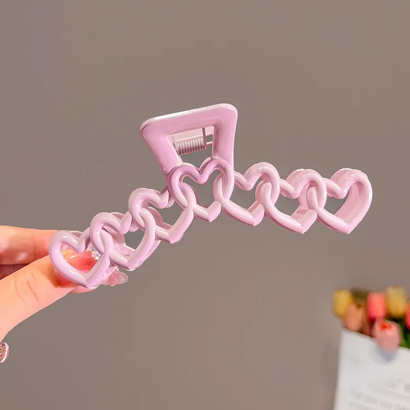 Colorful Dopamine Plastic Hair Claw Love Heart Shark Clamp Fashion Design Sweet Simple Irregular Hair Clips Headwears A-