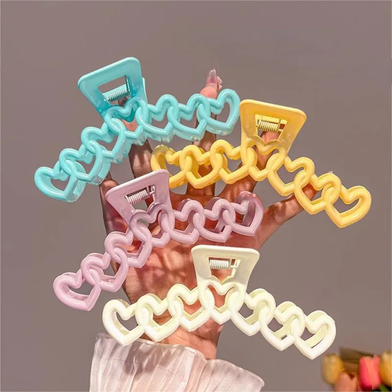 Colorful Dopamine Plastic Hair Claw Love Heart Shark Clamp Fashion Design Sweet Simple Irregular Hair Clips Headwears A-
