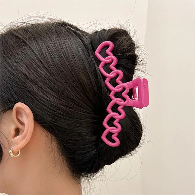 Colorful Dopamine Plastic Hair Claw Love Heart Shark Clamp Fashion Design Sweet Simple Irregular Hair Clips Headwears A-