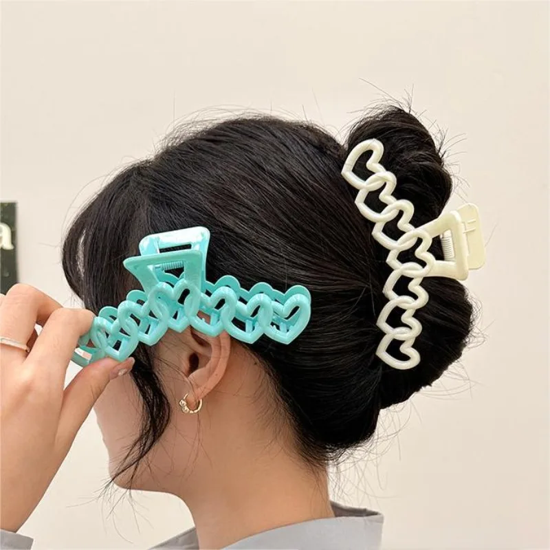 Colorful Dopamine Plastic Hair Claw Love Heart Shark Clamp Fashion Design Sweet Simple Irregular Hair Clips Headwears A-