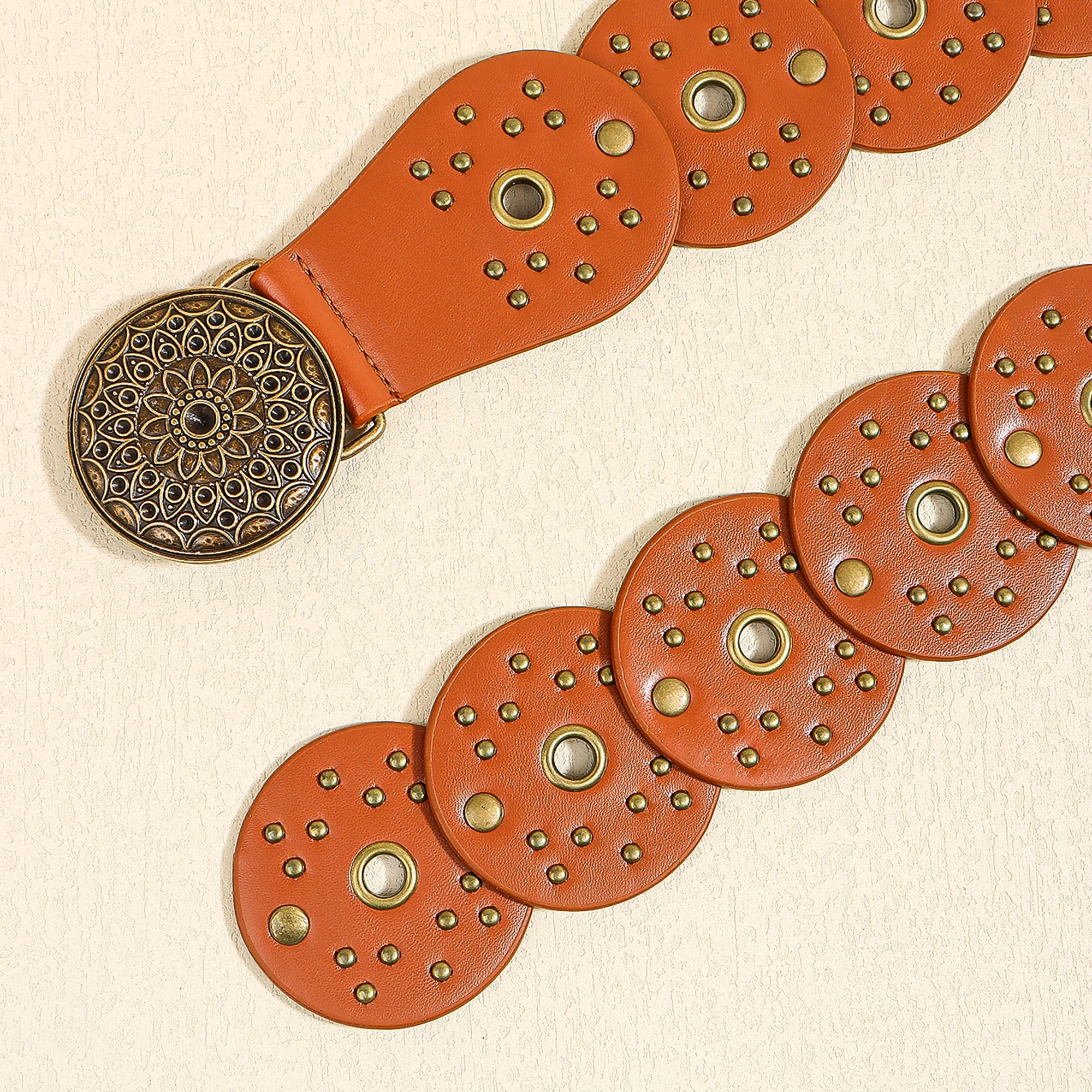 New retro design sense disc punch stitching belt rivets metal buckle PU belt 2024 fashion personality