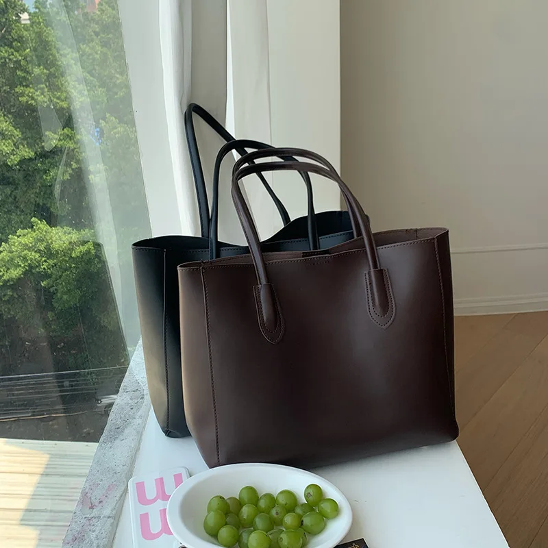 Vintage Women's Tote Bag, New Korean Version, Large Capacity, Simple Commuting Bag, Fashionable and Versatile, Single Shoulder B