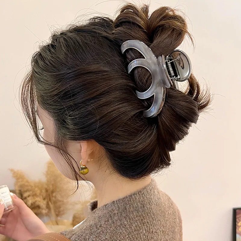 1pc New popular acetic acid clip hair clip, large hair clip, hair accessory, women's hair design, lightweight luxury