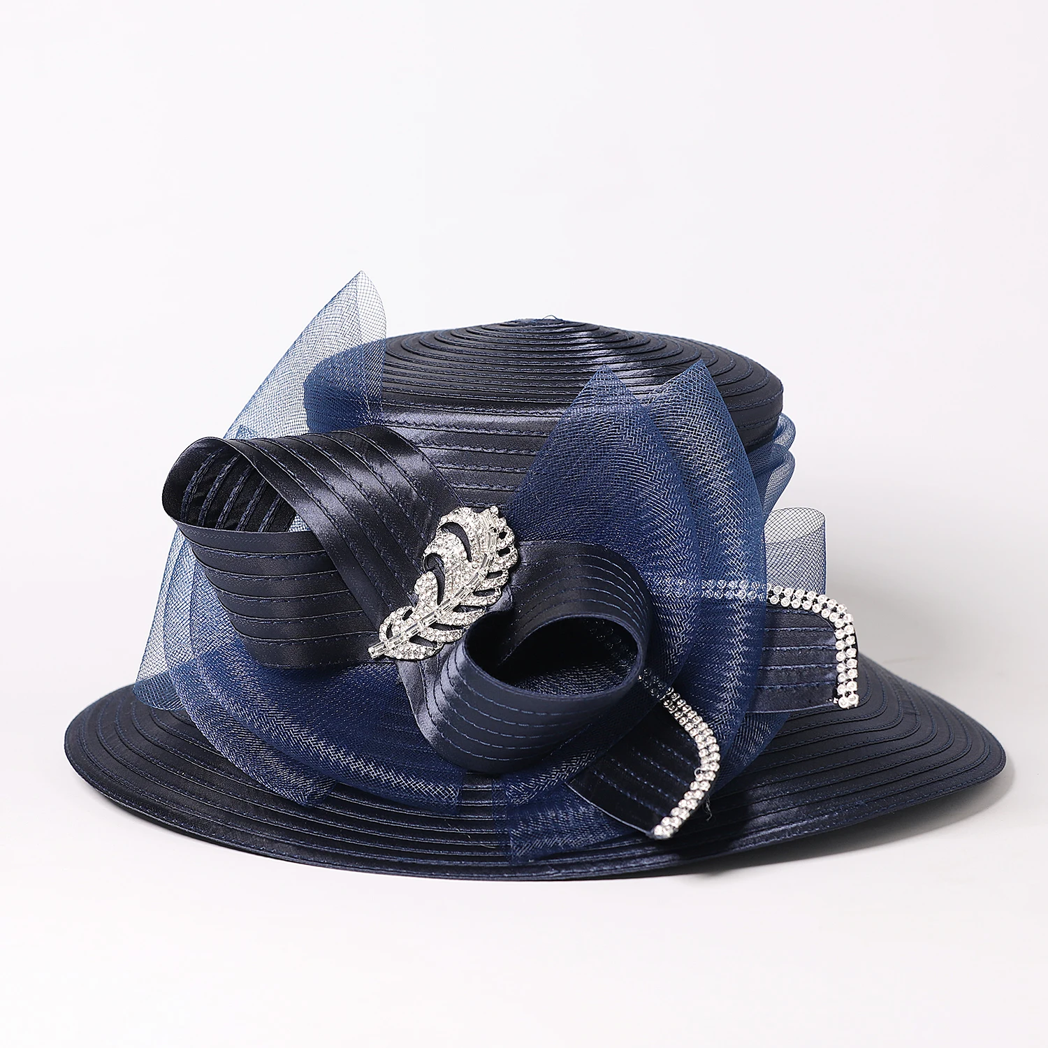 FS Luxury Wedding Bridal Party Hats For Women Bow Bowler Hat Elegant Satin Cloth Wide Brim Flat Top Sun Visor Cap Female Hat