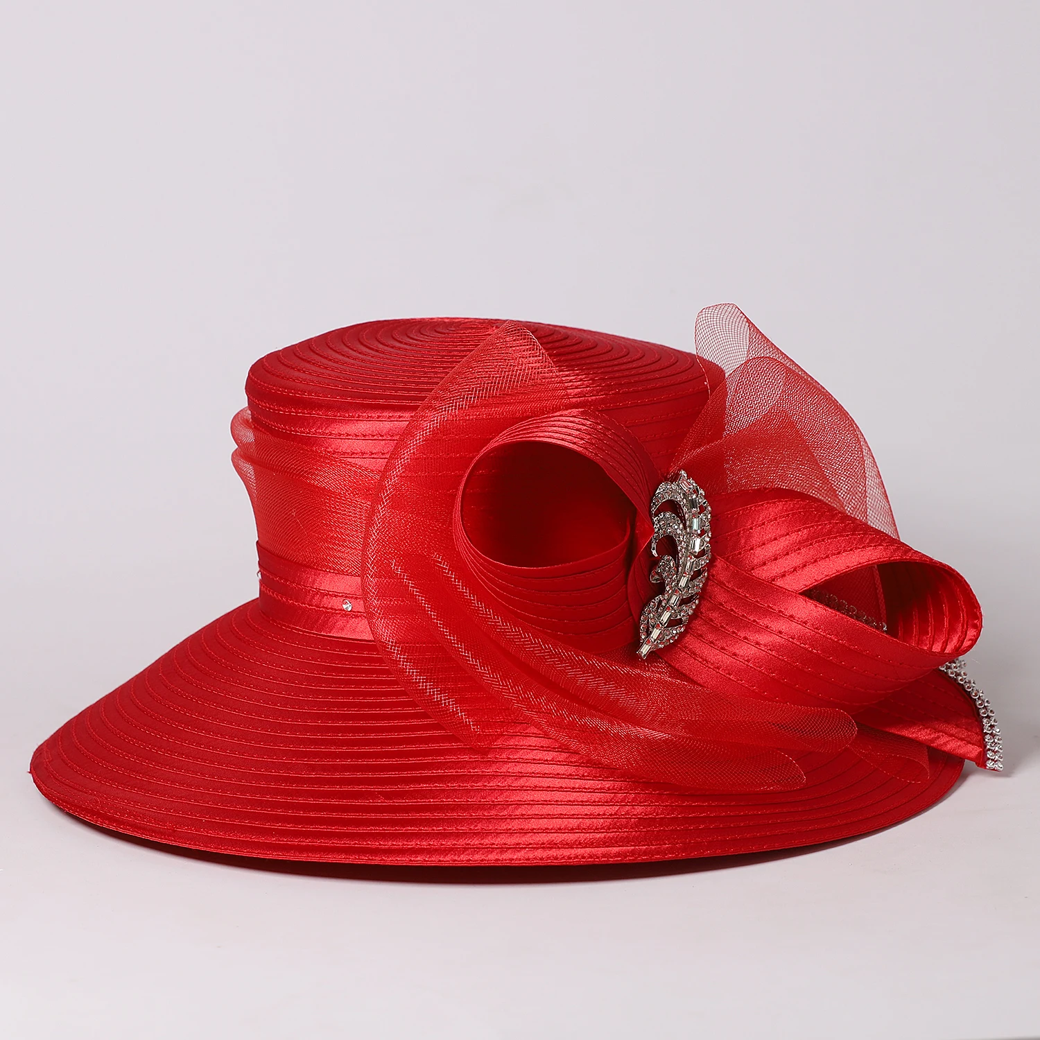 FS Luxury Wedding Bridal Party Hats For Women Bow Bowler Hat Elegant Satin Cloth Wide Brim Flat Top Sun Visor Cap Female Hat