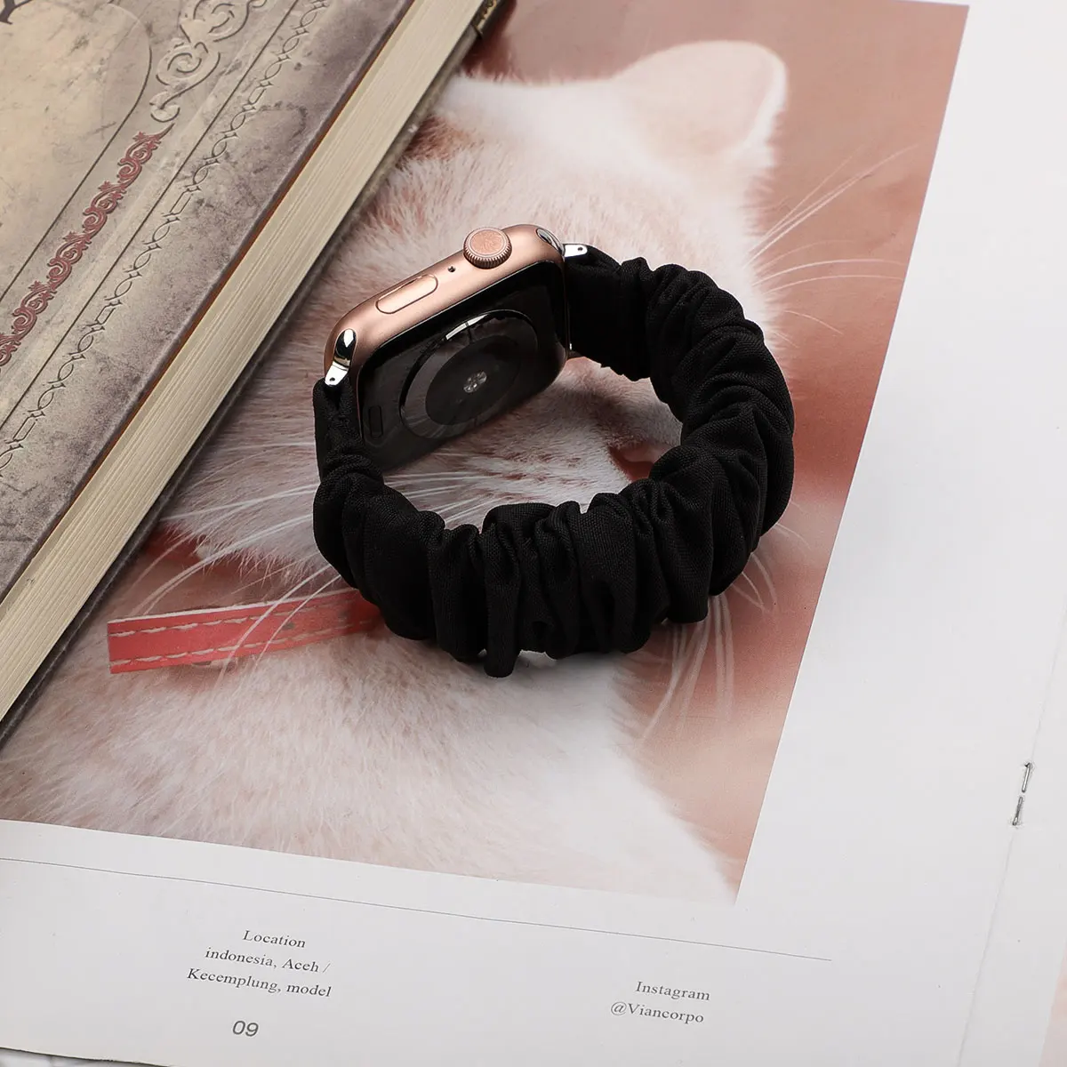 Scrunchie Compatible For Apple Watch Band 49mm 40mm 41mm 38/42mm 44mm 45mm Cute Printed Elastic For iWatch Series 9 8 7 6 5 3 SE