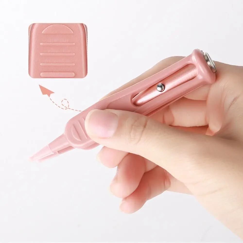 Safety Forceps with LED Light Baby Dig Booger Clip Infants Clean Ear Nose Navel Safety Tweezers Safe Forceps Cleaning Supplies