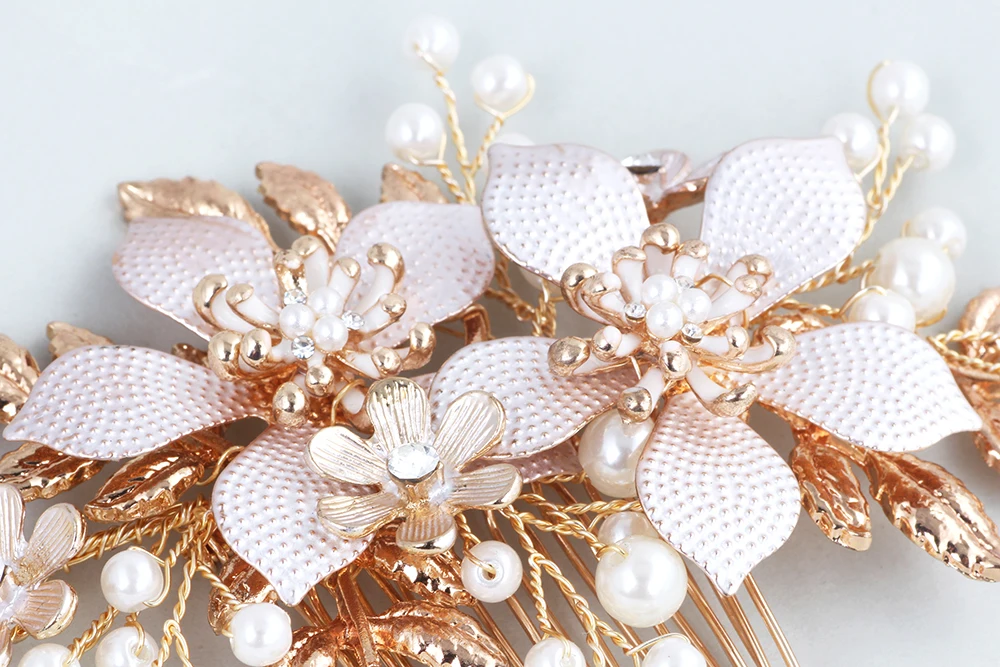 Trendy Wedding Hair Accessories Hair Comb Pearl Headdress Bridal Flower Hair Comb woman Tiara Prom Handmade Hair ornaments