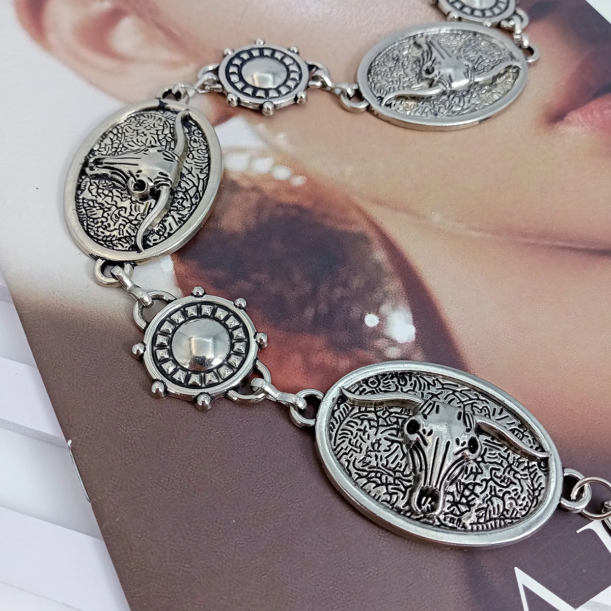 Vintage Silver Chain Belt Sun Bull Coins Female Waist Y2K Dress Waistband Designer Belts For Women High Quality Punk Corset