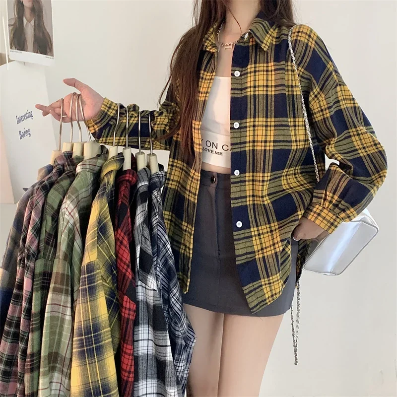 Black Flannel Shirt for Women Long Sleeve Collared Button-Up Tartan Plaid Shirt Jacket Teen-girl Casual Everyday Outfit