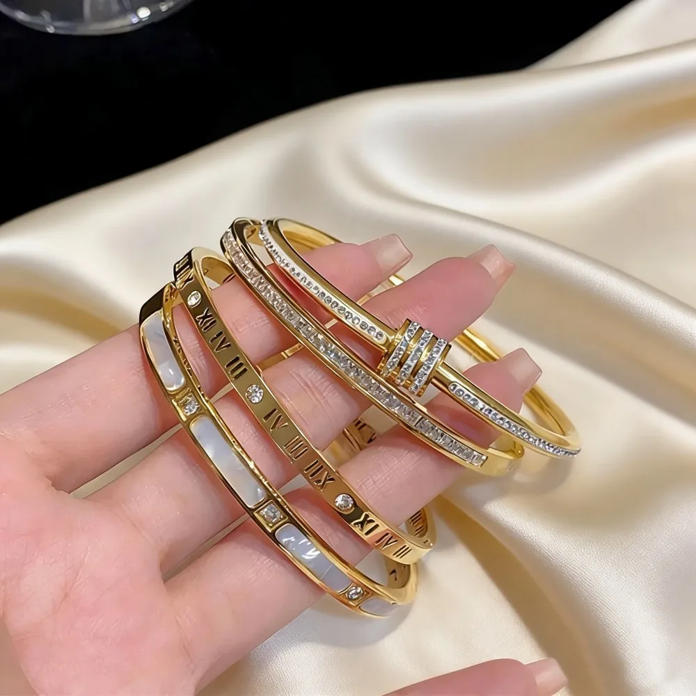 Luxury Gold Plated Stainless Steel Bangle Bracelet for Women Fashion Jewelry Accessory Mother's Day Gift 