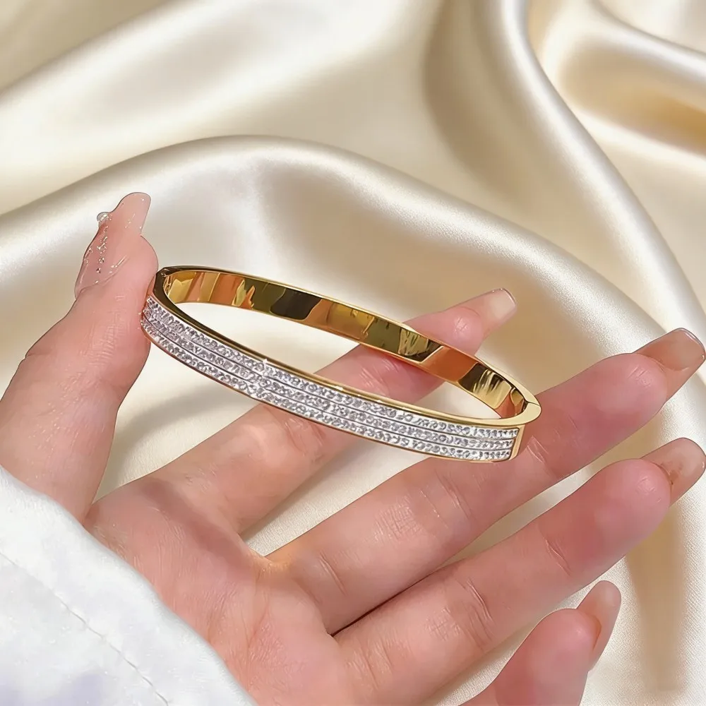 Luxury Gold Plated Stainless Steel Bangle Bracelet for Women Fashion Jewelry Accessory Mother's Day Gift 