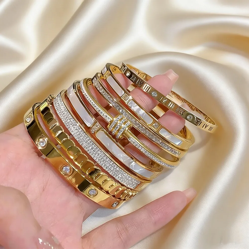 Luxury Gold Plated Stainless Steel Bangle Bracelet for Women Fashion Jewelry Accessory Mother's Day Gift 