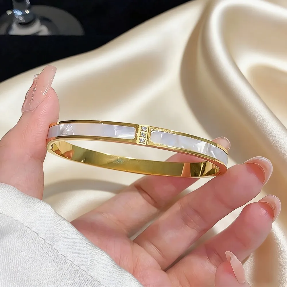 Luxury Gold Plated Stainless Steel Bangle Bracelet for Women Fashion Jewelry Accessory Mother's Day Gift 