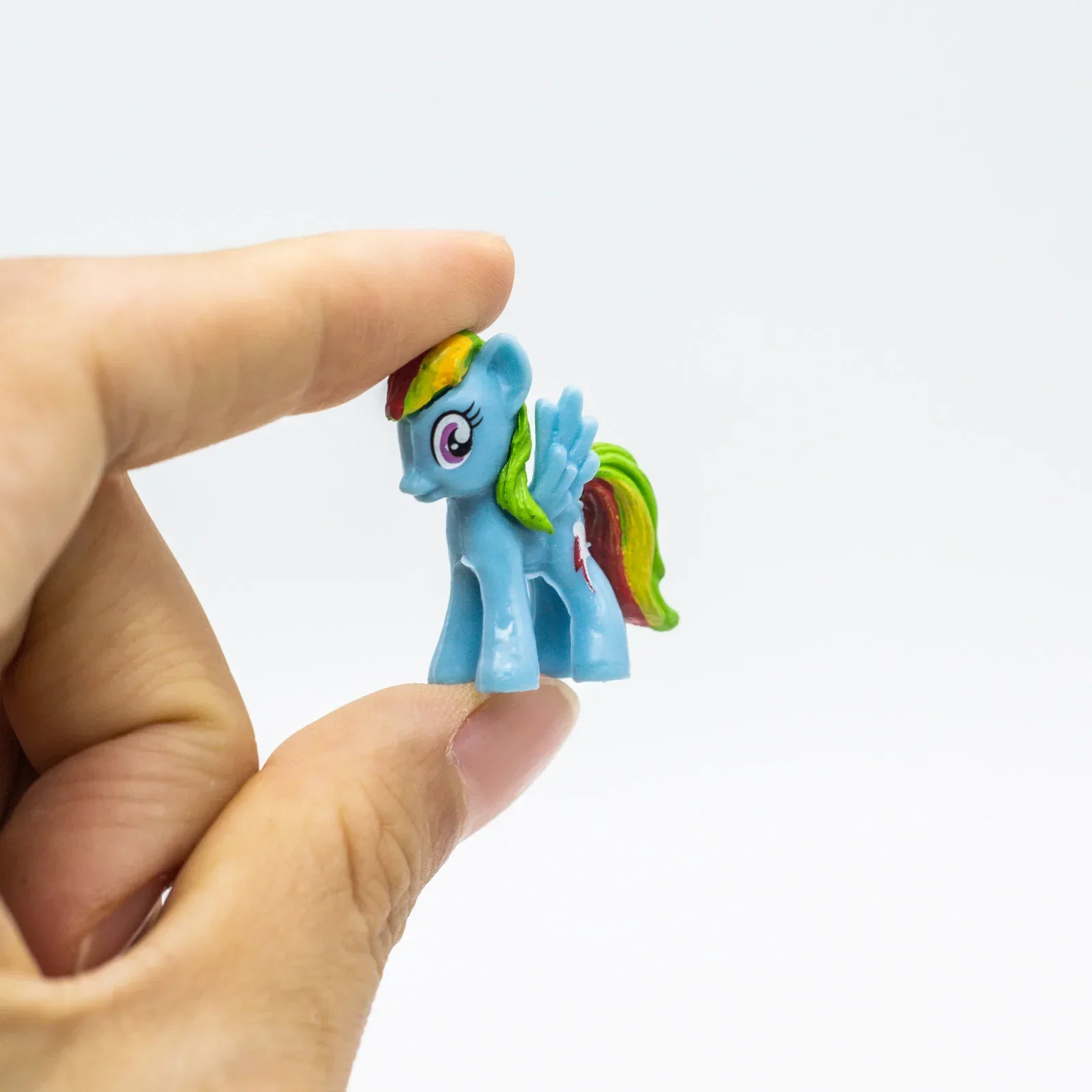 Hasbro My Little Pony Surprise Egg with Stickers Blind Box Doll Gifts Toy Model Anime Figures Collect Ornaments