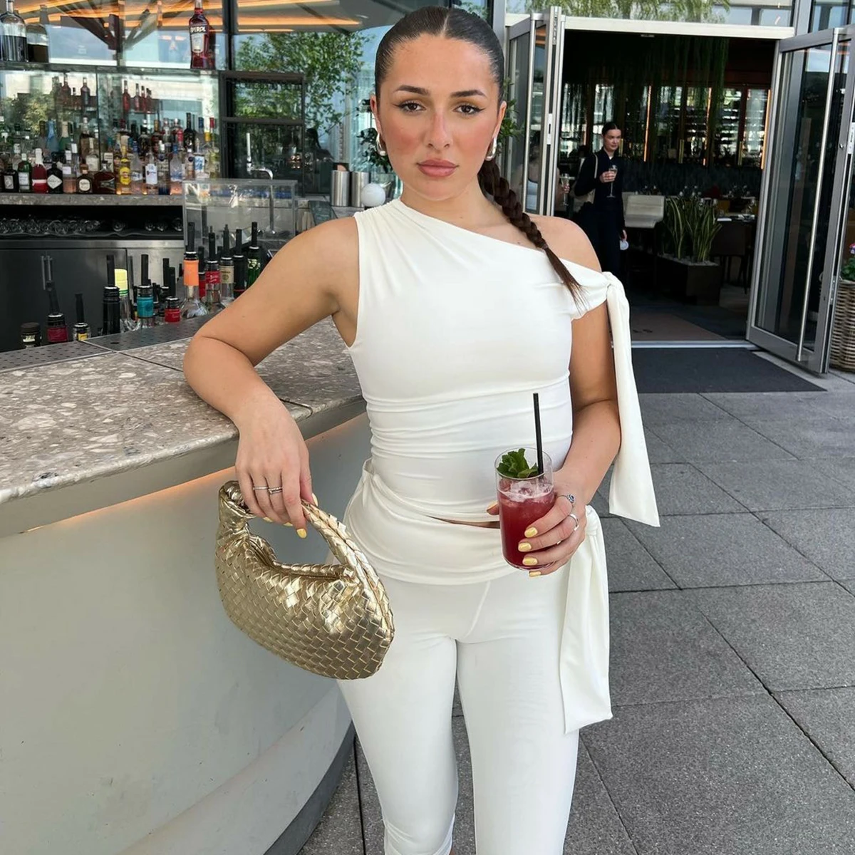 Hugcitar Fashion 2 Pcs Sets Solid One Shoulder Sleeveless Draped Sexy Top Knee Length Pants Women Y2K Outfits Festival Party