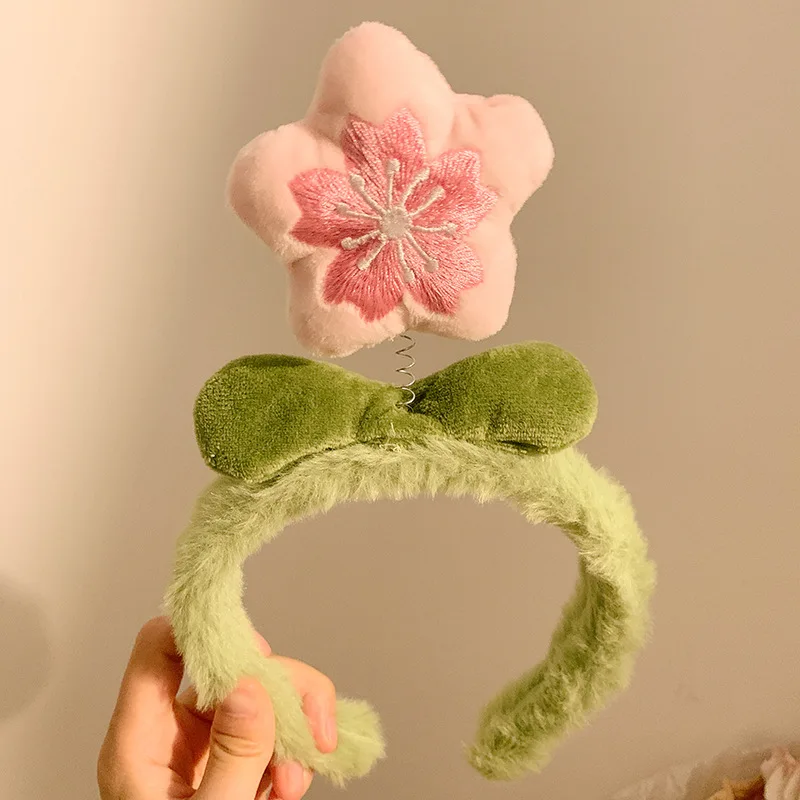 Recruiting Peach Blossoms~Cute Plush Flower Hair Hoop Female Cartoon Sweet Hair Hairpin Wash Anti slip Headband Hair Accessories