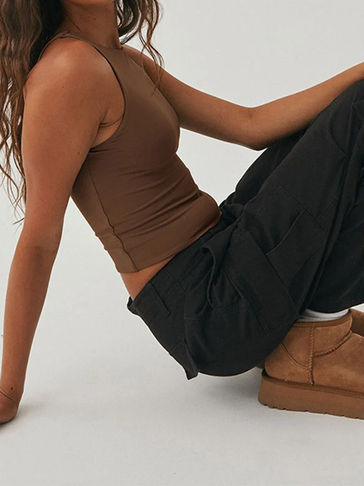 Sleeveless Tight Bottomed Shirt With Round Neck Racerback Top