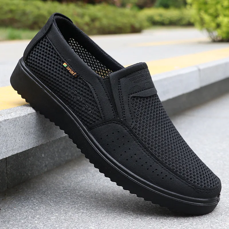 Comfortable Men Casual Shoes Breathable Mesh Summer Men Shoes New Non-slip Lightweight Shoes for Men 2024