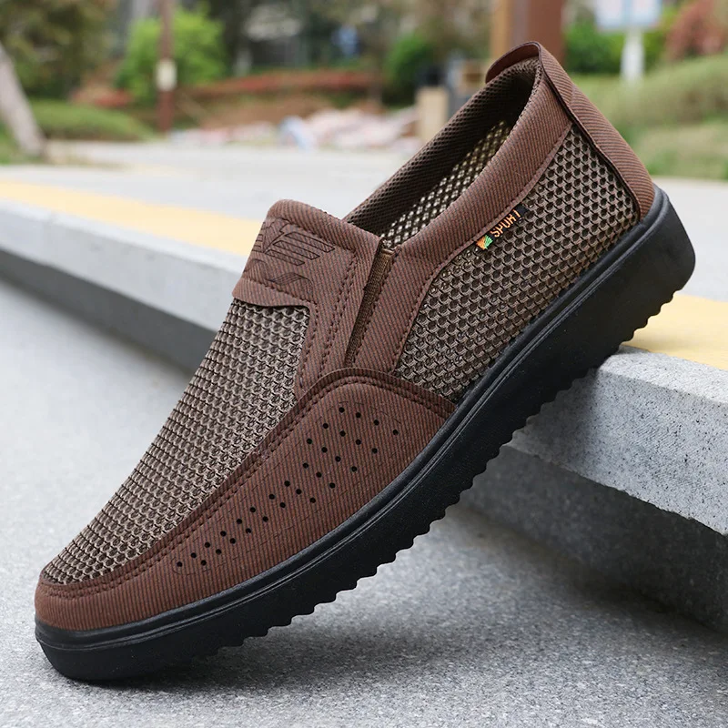Comfortable Men Casual Shoes Breathable Mesh Summer Men Shoes New Non-slip Lightweight Shoes for Men 2024