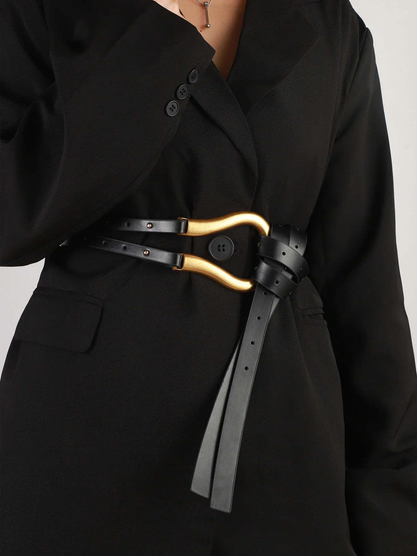 Belt, women's cool Instagram style, European and American fashion, versatile horseshoe buckle decoration, suit with dress, shirt