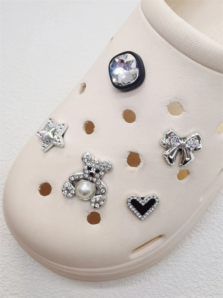 10PCS ABS Shoe Charms Bow Rhinestone Accessories For Clogs Bear Pearl Buckle Decorations Diy Women Lovely Garden Shoes Decor