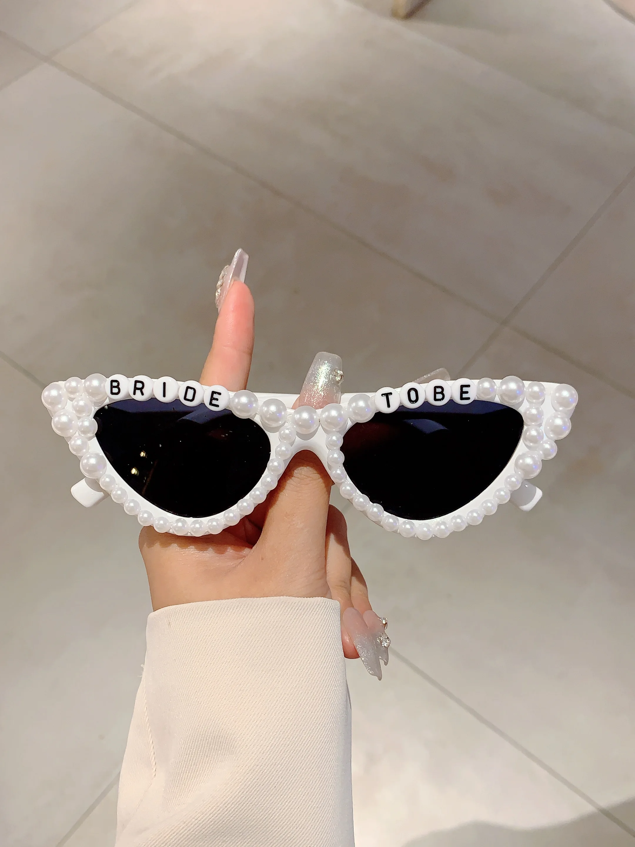 KAMMPT Bride to Be Letters Decor Shades Candy Color Bridal Shower Gift Glasses Wedding Party Present Props Frame for Women
