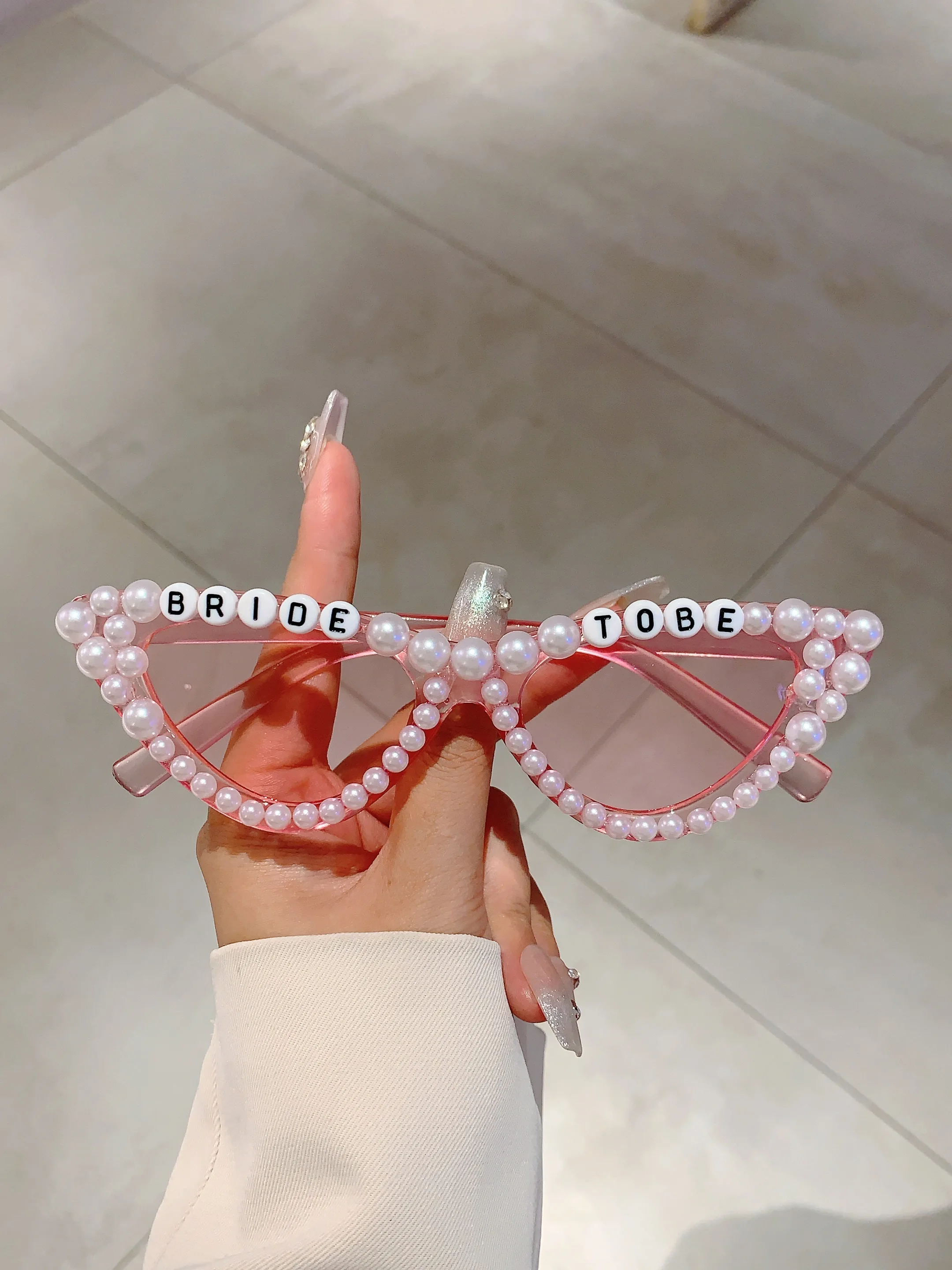 KAMMPT Bride to Be Letters Decor Shades Candy Color Bridal Shower Gift Glasses Wedding Party Present Props Frame for Women
