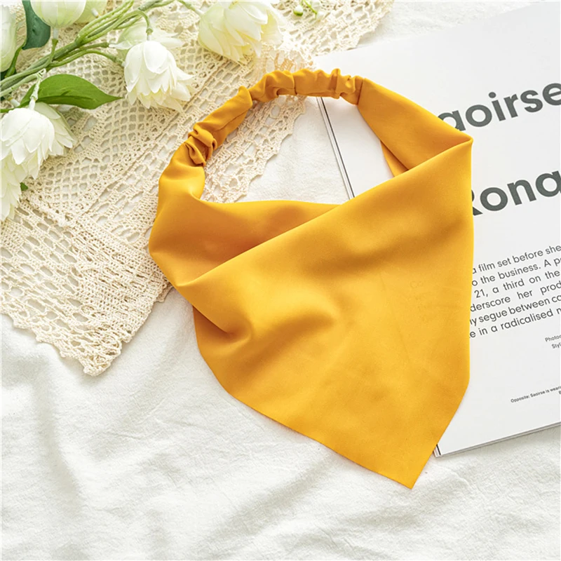 Woman Solid Color Chiffon Bandana Head Scarf Girls High-grade Versatile Triangle Scarf turbante Hair Accessories Turban femme