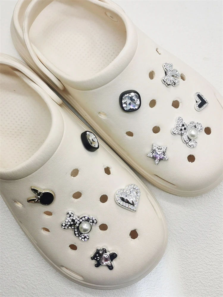 10PCS Shoe Charms ABS Bow Decorations For Sandals Luxury Rhinestone Bear Design Accessories 2024 Women Diy Bling Clog Ornaments
