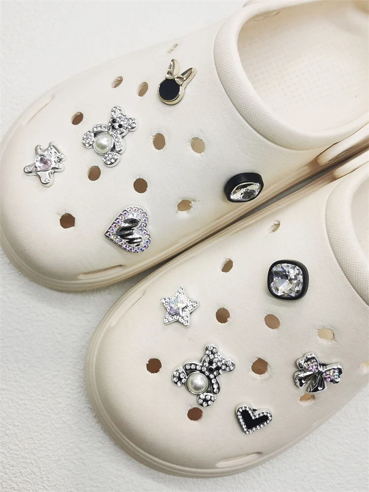 10PCS Shoe Charms ABS Bow Decorations For Sandals Luxury Rhinestone Bear Design Accessories 2024 Women Diy Bling Clog Ornaments