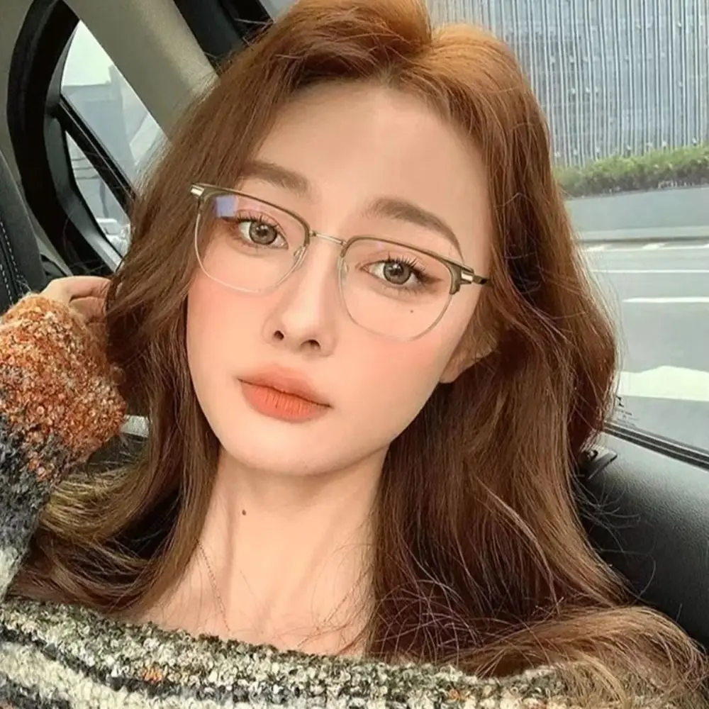 New Fashion Anti Blue Light Glasses Women Men Retro Half Frame Flat Glasses Female Eyeglass Ultra Light Anti UV Eyewear