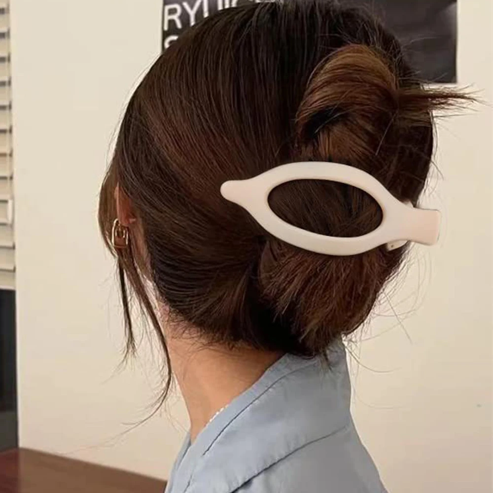 Matte Hair Claw Clip Barrette Duckbill for Women Fashion Crab Acrylic Hairpin Ponytail Hairgrip Girls Hair Accessories Headwear