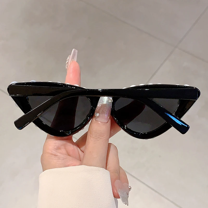 KAMMPT Cat Eye Design Gift Shades Shiny Pearl Decor Pink Present Glasses for Women's Birthday Party Favor Ladies Props Frame