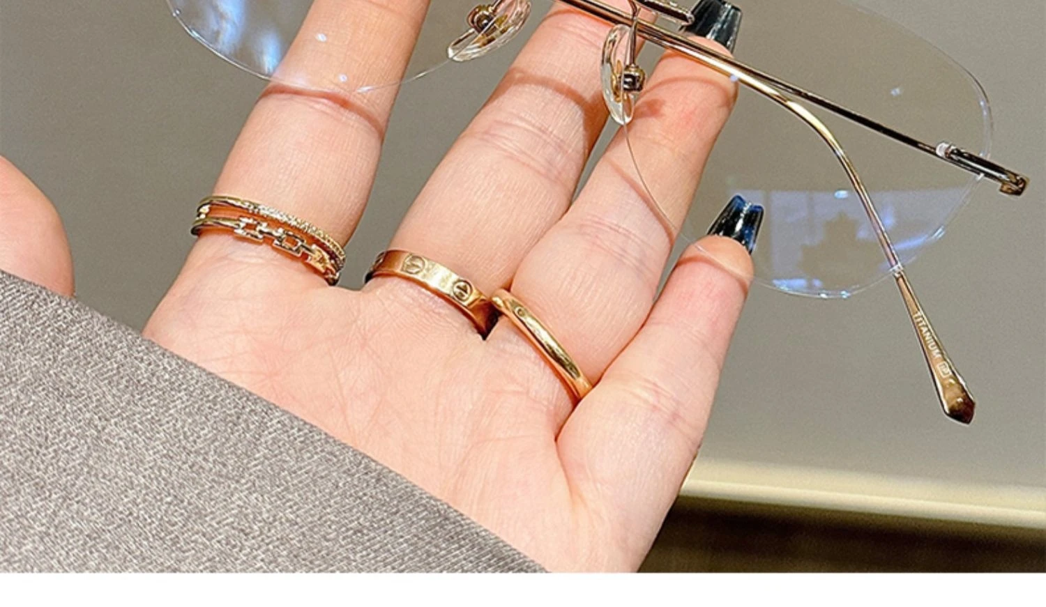 YIMARUILI Ultralight Fashion Cat Eye Rimless Glasses Women Retro Titanium Alloy Retouch Face Optical Prescription Framework 690A