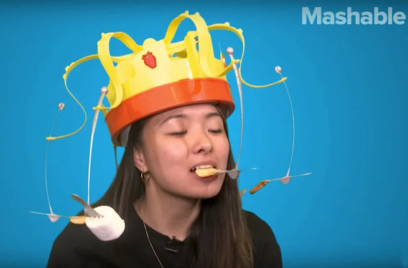 Chow Crown Food Hat Funny Trick Party Bubble Crab Party Prop Game Toy Parent-Child Interaction Games for Kid Party Birthday Gift