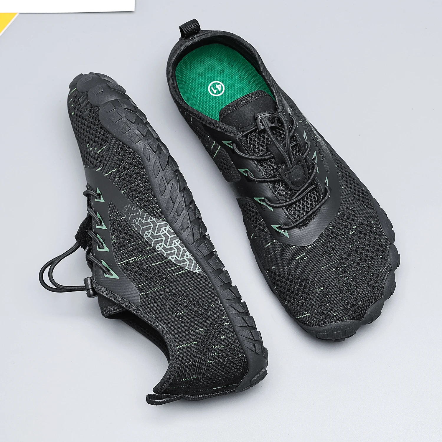Wide Toe Zero Barefoot Shoes Mens Minimalist Water Shoes Breathable for Walking Rock Climbing Wrestling Trail Running Sneakers