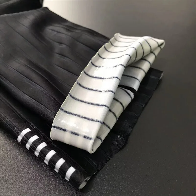 2026 New Cycling Slip Pro Socks Anti Team Aero Seamless Silicone Running Sport Road Bike Socks