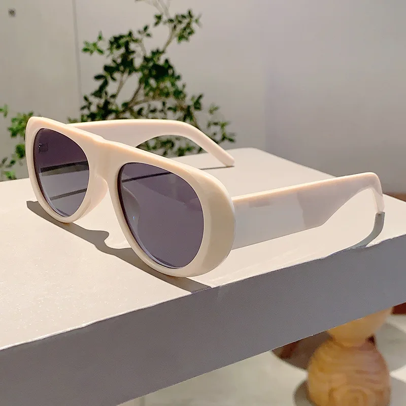 New in Luxury Brand Designer Big Frame Flat Top Sunglasses Women For Men Fashion Vintage Sun Glasses Punk Pilot Shades UV400