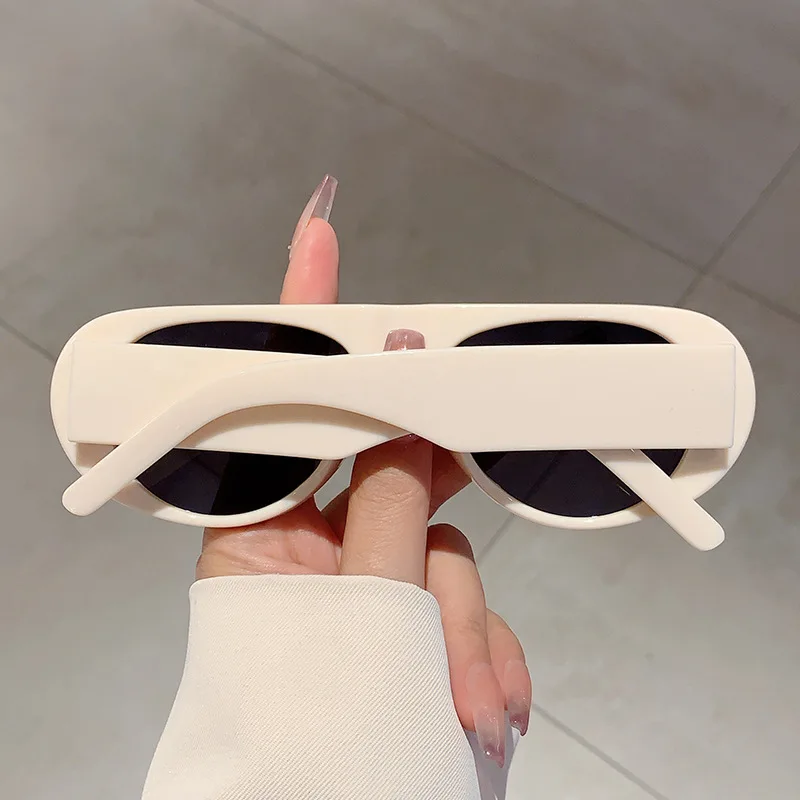 New in Luxury Brand Designer Big Frame Flat Top Sunglasses Women For Men Fashion Vintage Sun Glasses Punk Pilot Shades UV400