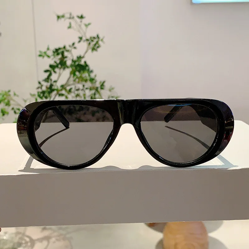 New in Luxury Brand Designer Big Frame Flat Top Sunglasses Women For Men Fashion Vintage Sun Glasses Punk Pilot Shades UV400