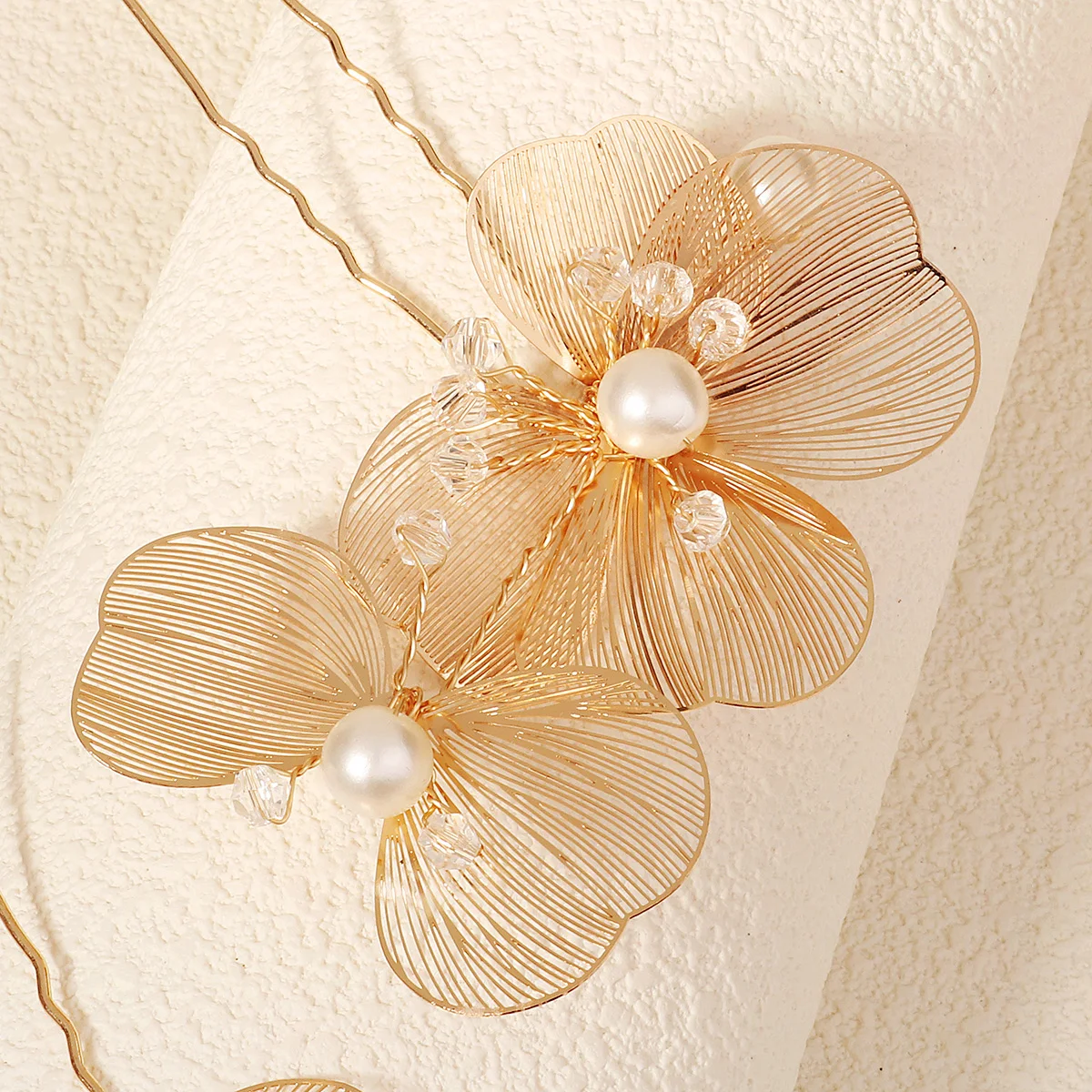 Bridal Wedding U-shaped Metal Flower Hair Comb Forks Gold Color for Women Handmade Hairpin Headdress Bridesmaid Gifts