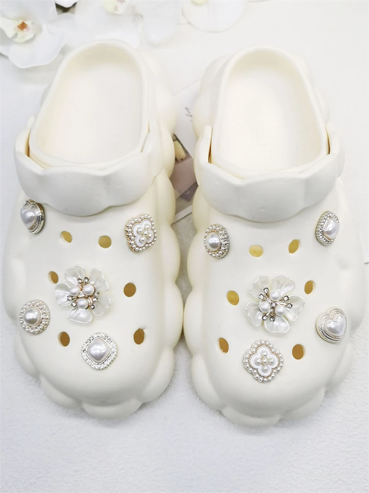 10PCS Shoe Charms ABS Decorations Accessories DIY Ornament Pins For Clog Buckle Lady Garden Shoes Elegant Pearl Floral Design