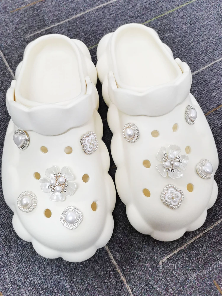 10PCS Shoe Charms ABS Decorations Accessories DIY Ornament Pins For Clog Buckle Lady Garden Shoes Elegant Pearl Floral Design